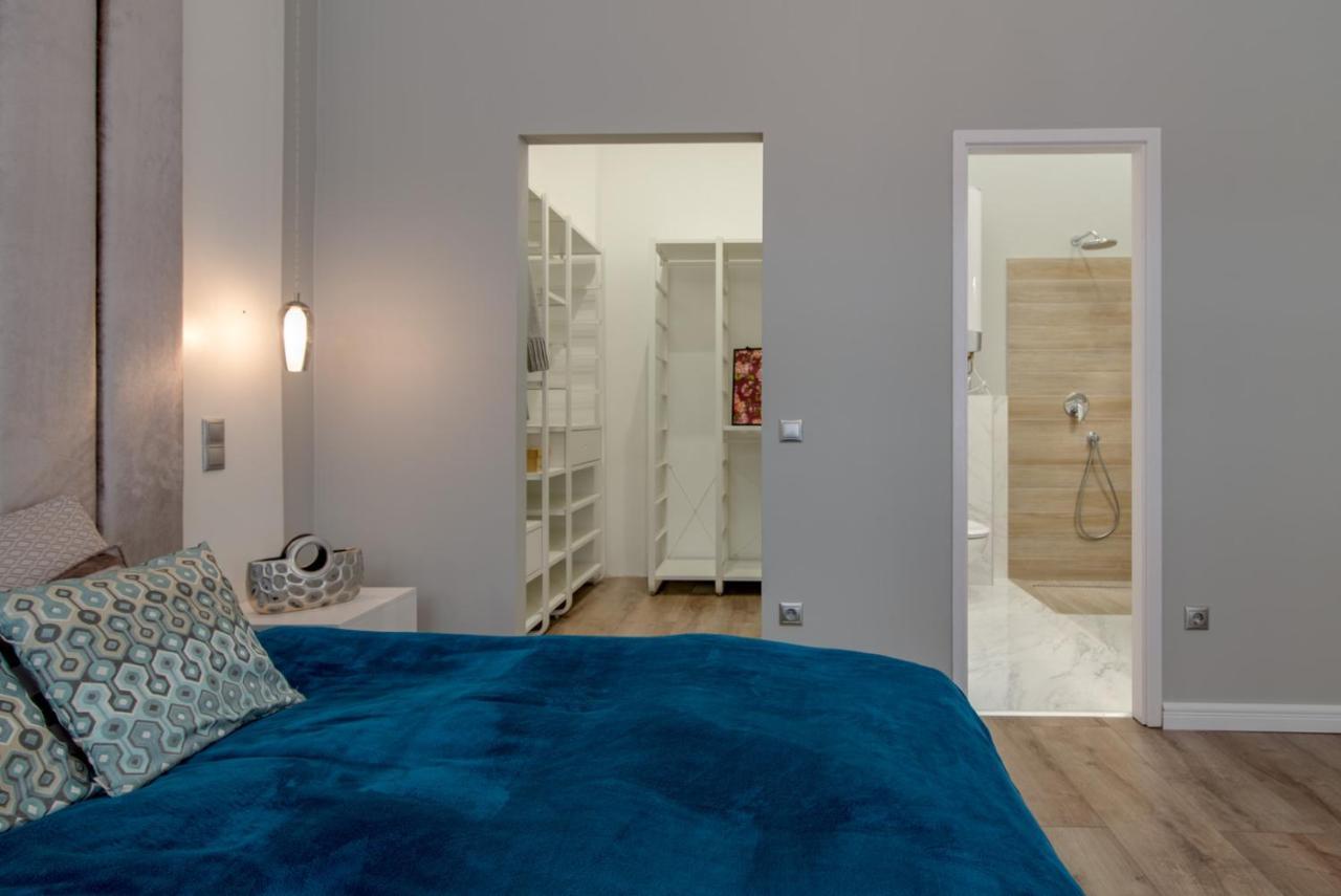 Helios Downtown Martha Apartamento Budapeste Exterior foto